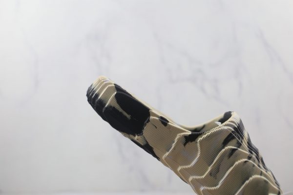 Adidas Adilette - Cream & Black