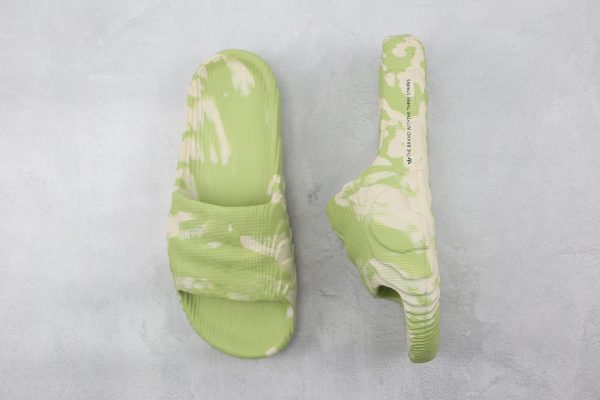 Adidas Adilette - Cream & Green