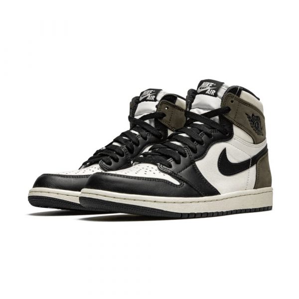 air-jordan-1-dark-mocha-4.jpg Air Jordan 1- Dark Mocha