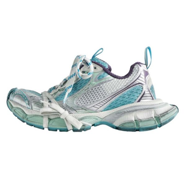 xr:d:DAFmkUkWp4Q:524,j:7871590482476384240,t:24040814 Balenciaga - 3XL Light Blue