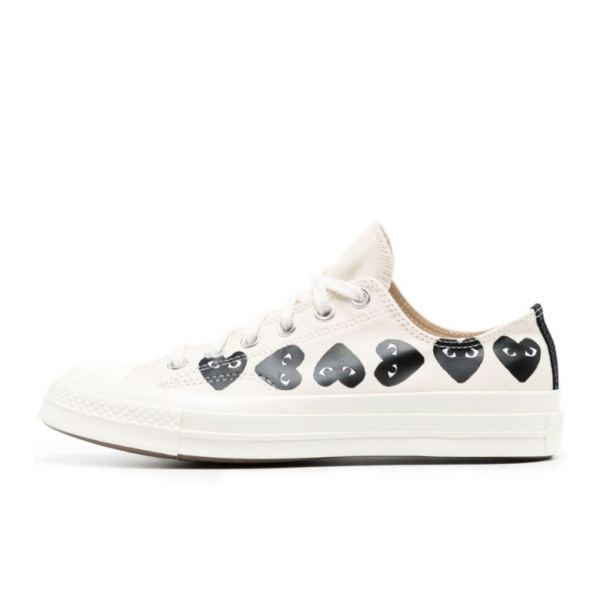 comme-des-garcons-play-x-converse-high-3.png Comme Des Garçons Play x Converse Low