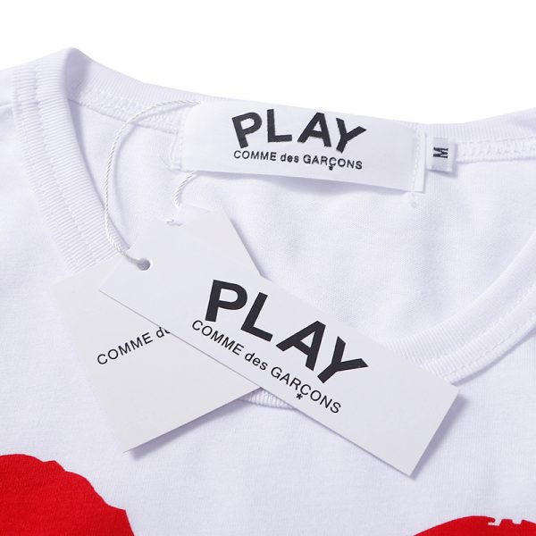 comme-des-garcons-t-shirt-26.jpeg Comme des Garçons T-Shirt