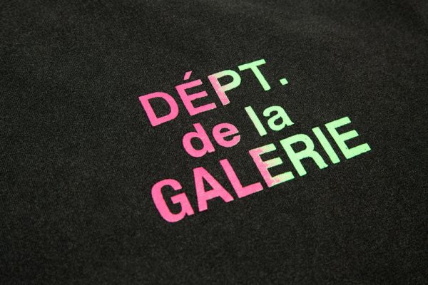 Gallery Dept T-Shirt - Light Pink Green