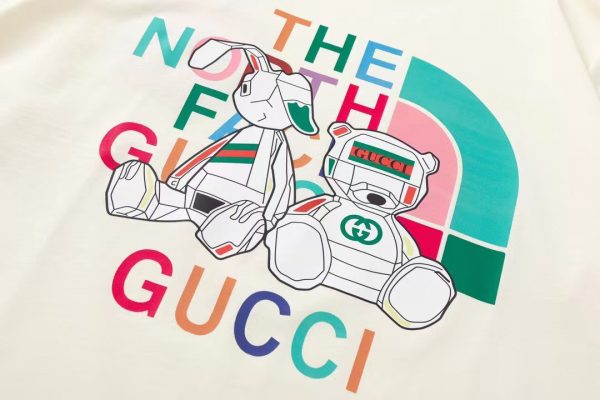 guccitshirt1-114.jpeg Gucci x The North Face T-Shirt