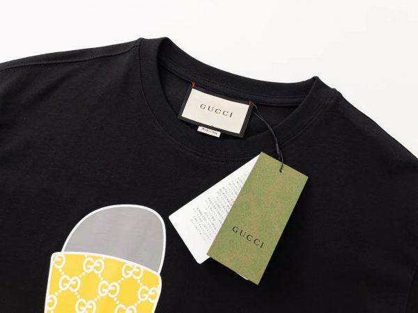 guchitshirtt2-55.jpeg Gucci Sandals T-Shirt