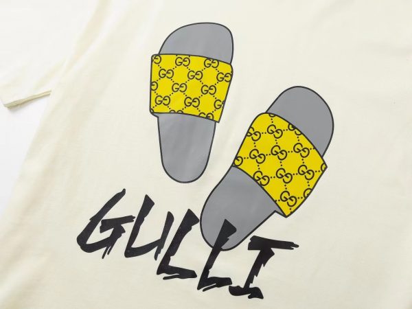guchitshirtt2-59.jpeg Gucci Sandals T-Shirt