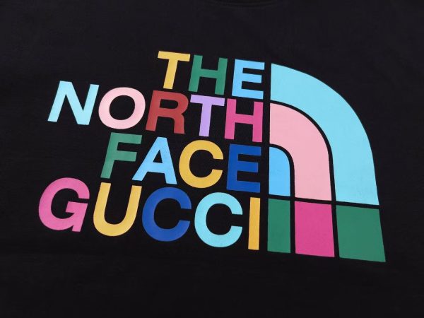 guchitshirtt2-96.jpeg Gucci x The North Face T-Shirt