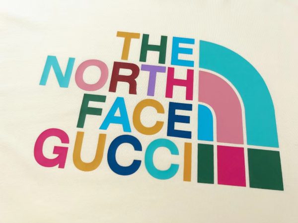 guchitshirtt2-98.jpeg Gucci x The North Face T-Shirt