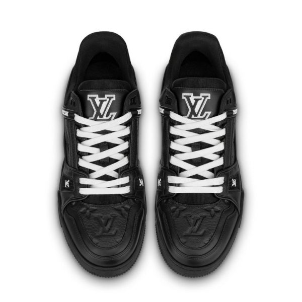 xr:d:DAFmkUkWp4Q:176,j:7314252730938283264,t:23102319 LV Trainer - Black