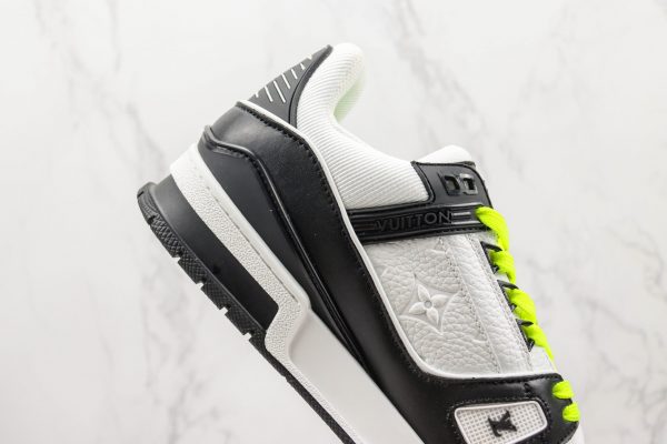 lv-trainer-sneaker-low-black-7.jpg LV Trainer Sneaker Low - Black