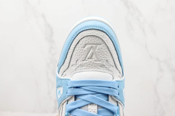 LV Trainer Sneaker Low- Light Blue