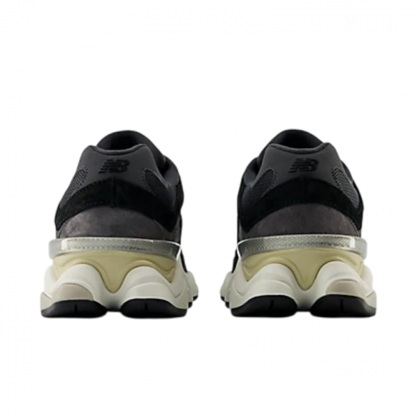 nb-and-jumpnab-bb-2.png New Balance 9060 - Texture