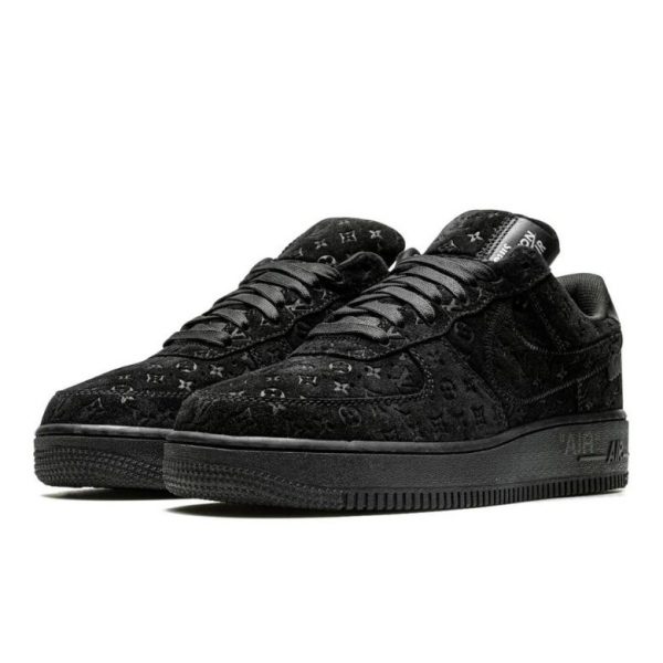 xr:d:DAFmkUkWp4Q:430,j:8351214293472187242,t:24010623 Nike Air Force 1 x Louis Vuitton- Black