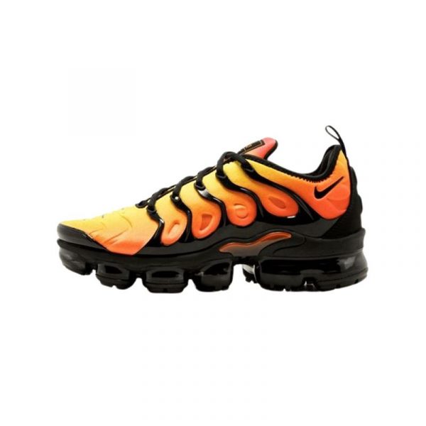 Nike Air Vapormax Plus- Tiger