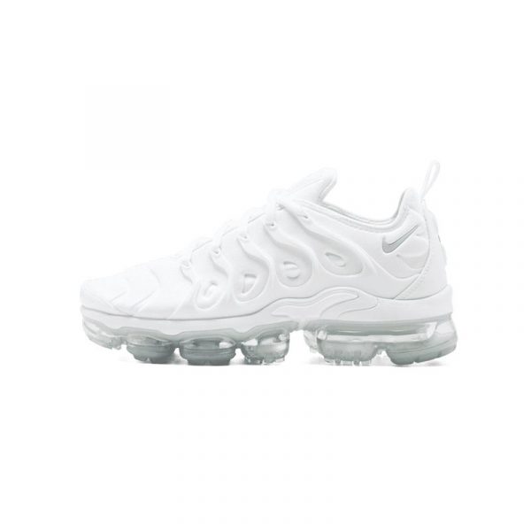 Nike Air Vapormax Plus- Triple White