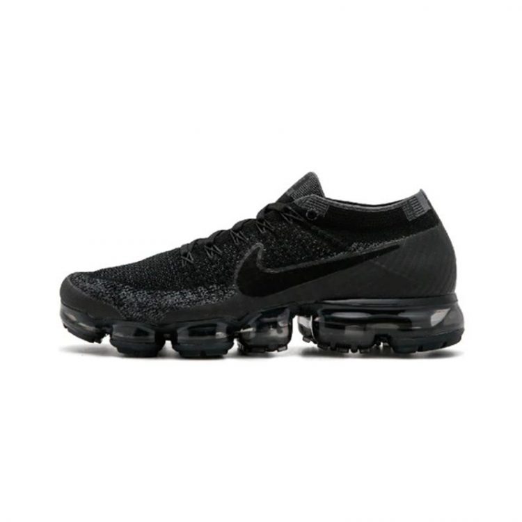 Nike Air Vapormax- Triple Black
