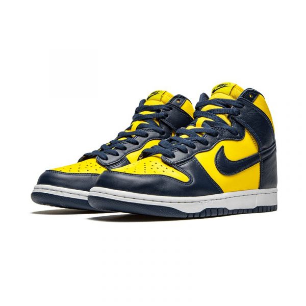 nike-dunk-high-michigan.jpg Nike Dunk High- Michigan