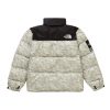 xr:d:DAFmkUkWp4Q:338,j:5409236712698068783,t:23122701 Supreme x The North Face- Paper Print Jacket