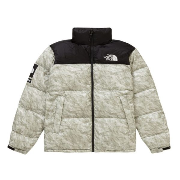 xr:d:DAFmkUkWp4Q:338,j:5409236712698068783,t:23122701 Supreme x The North Face- Paper Print Jacket
