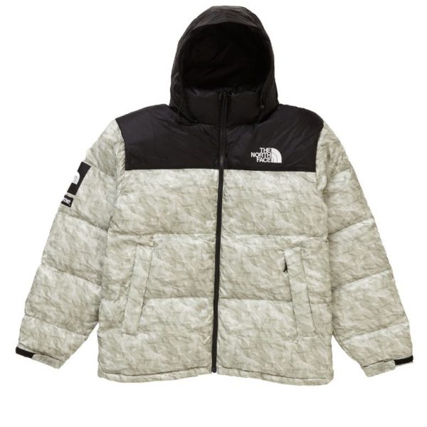 xr:d:DAFmkUkWp4Q:339,j:8368101667139225383,t:23122701 Supreme x The North Face- Paper Print Jacket