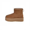 UGG - Classic platform