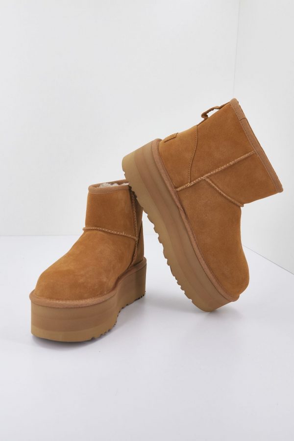 UGG - Classic platform